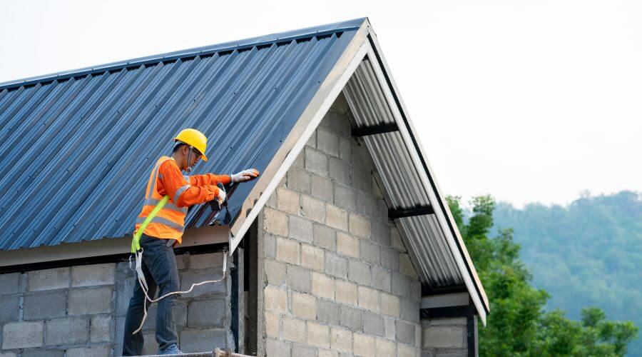 Professional residential roofers in Fults, IL